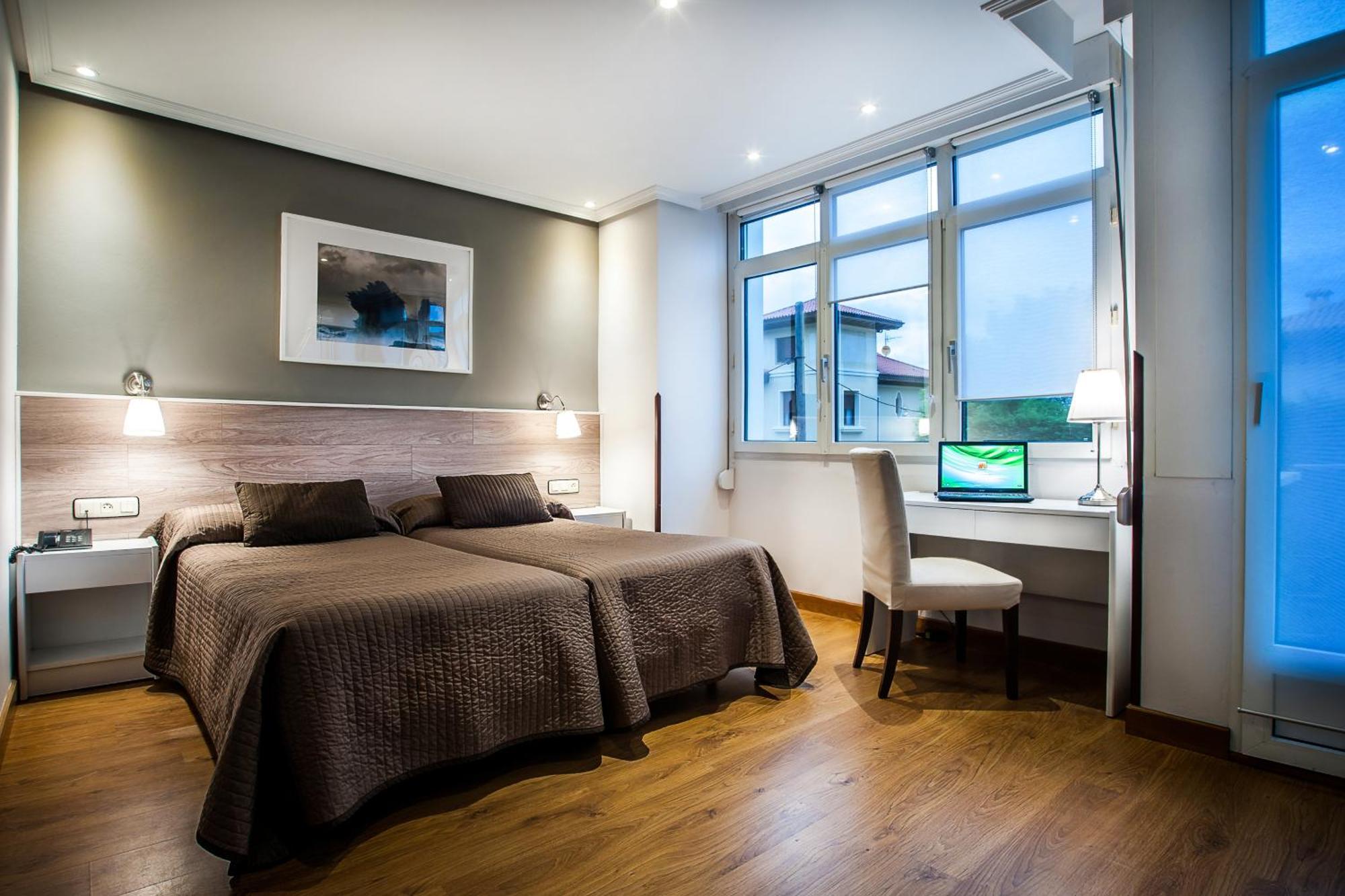 Hotel Don Pepe Ria Ribadesella Bilik gambar